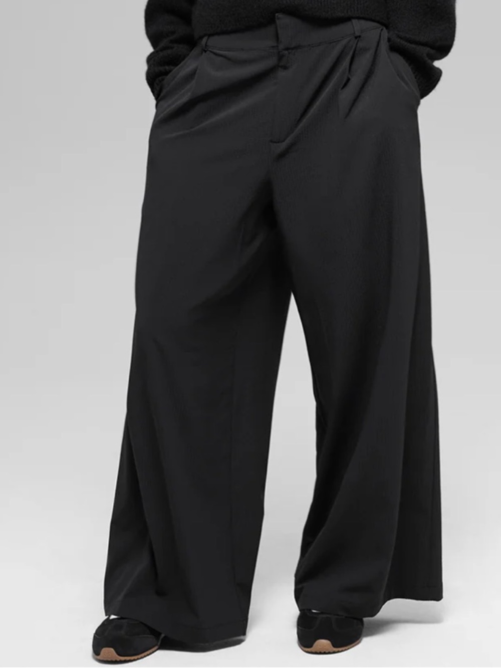 ALO 
High-Waist Dreamscape Trouser